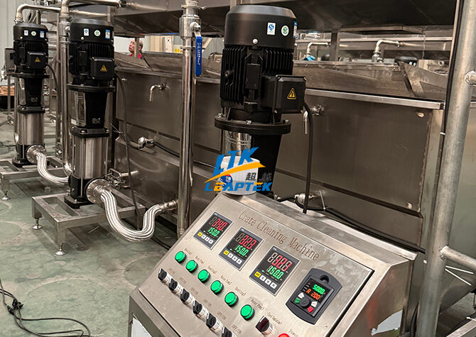 Crate-Cleaning-Machine11