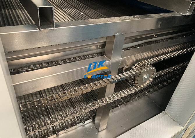 Crate-Cleaning-Machine10