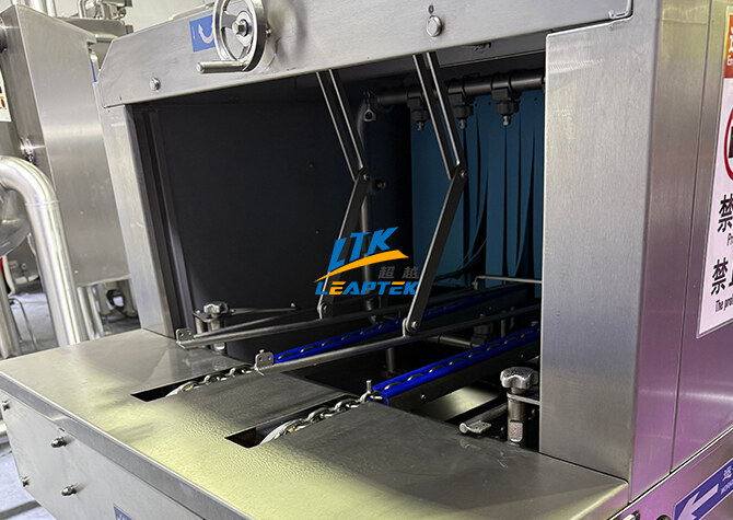 Crate-Cleaning-Machine08