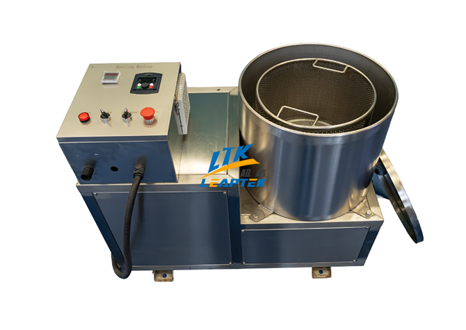 Centrifugal-Dehydration-and-Deoiling-Machine07